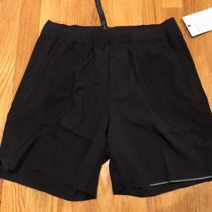 NWT Men’s Lulu Lemon Gym Shorts Med Black